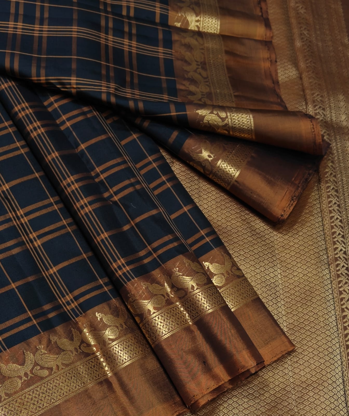 Copper Border Traditional Silk Saree with Rich Woven Design